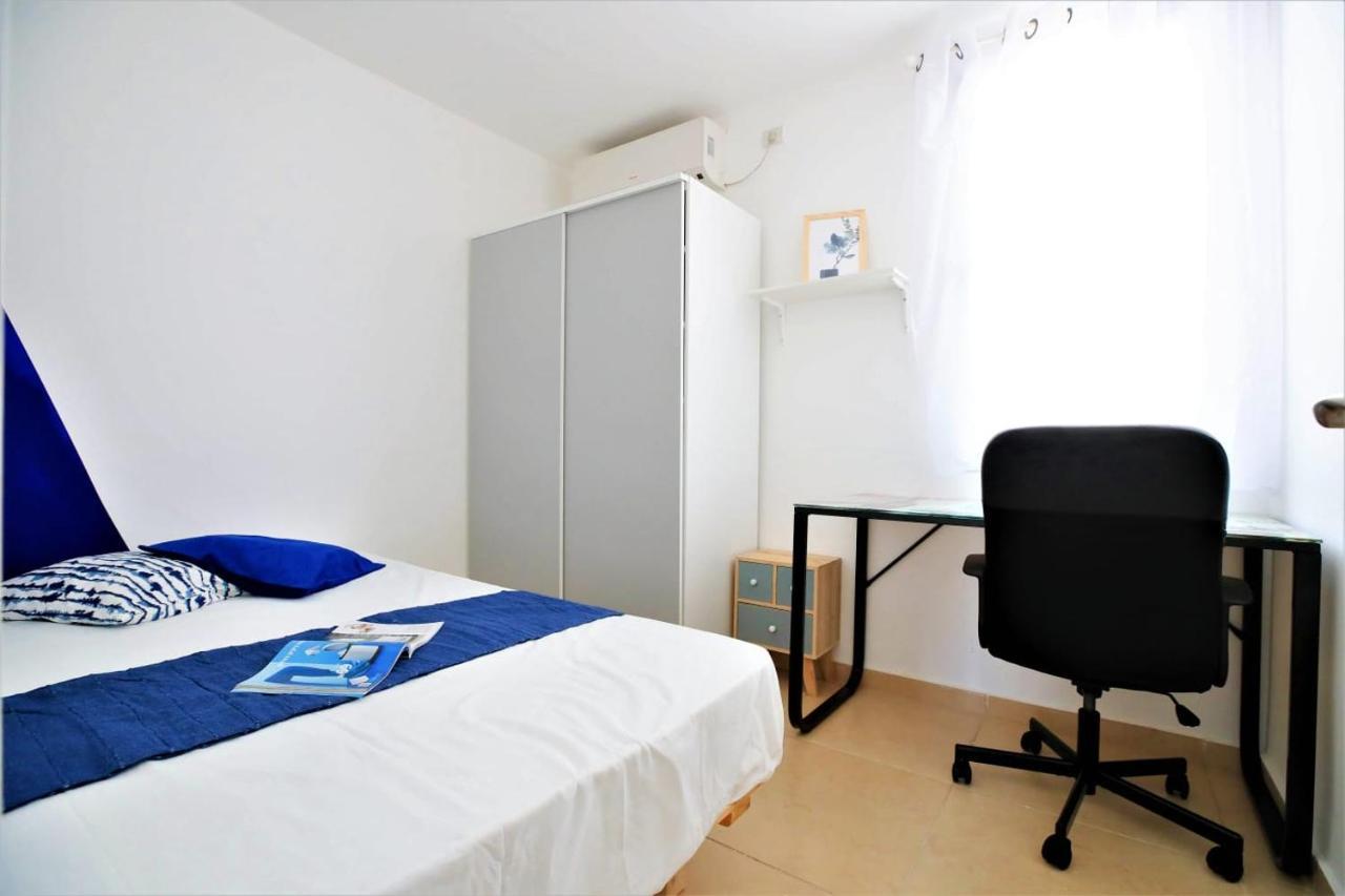 דירה על הפארק Appartement Beersheba Buitenkant foto