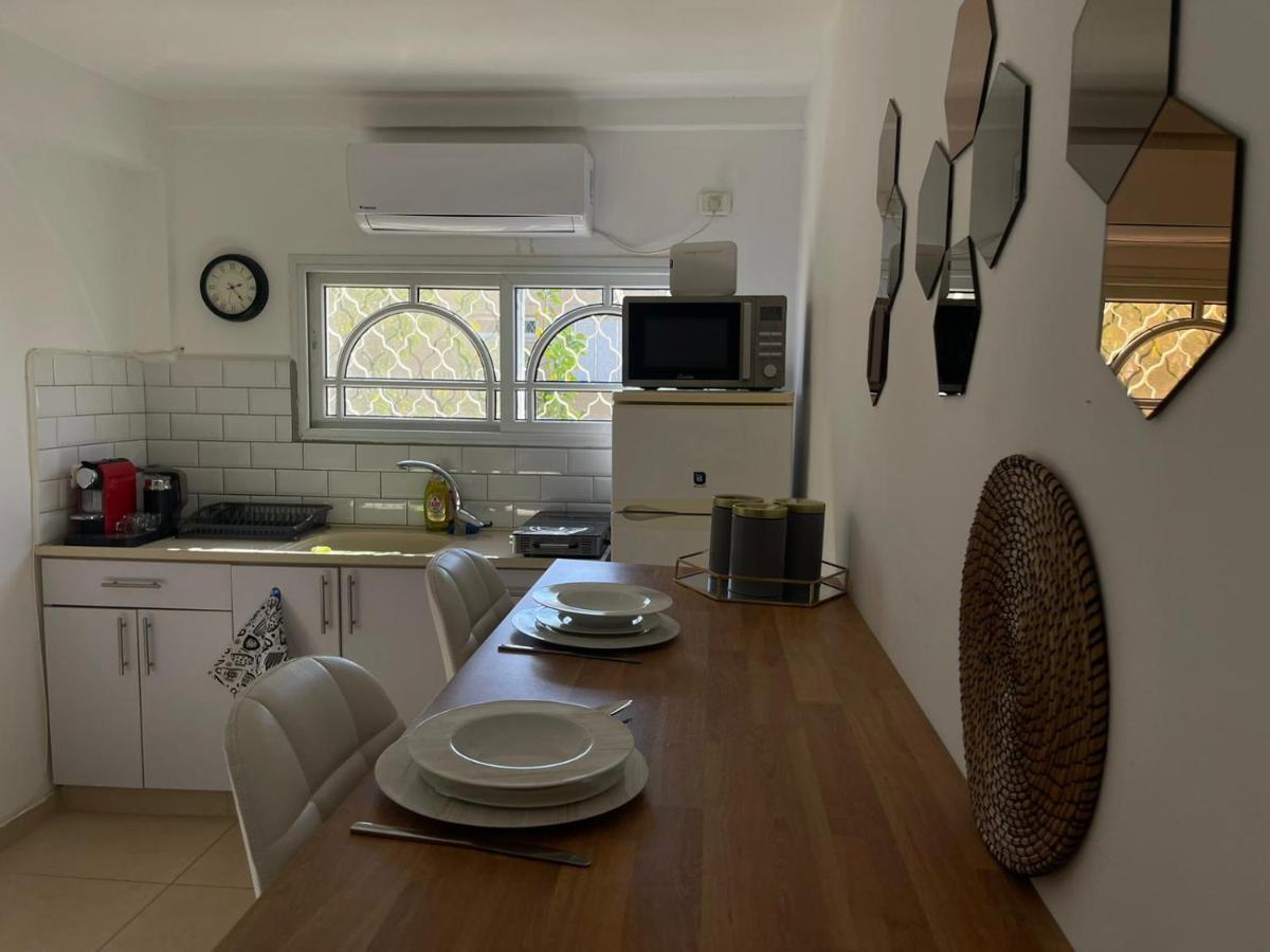 דירה על הפארק Appartement Beersheba Buitenkant foto